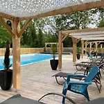 Spacieux 3 Avec Terrasse - Api-1-52-660 *