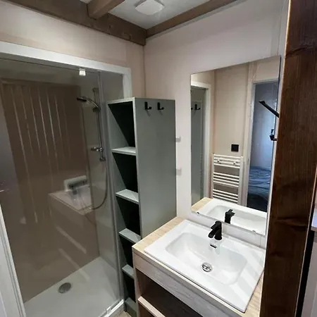 Spacieux 3 Avec Terrasse - Api-1-52-660 Kamp alanı *