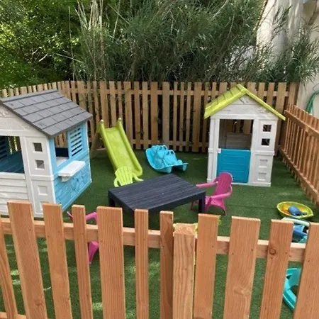 Spacieux 3 Avec Terrasse - Api-1-52-660 Campeggio Coulon