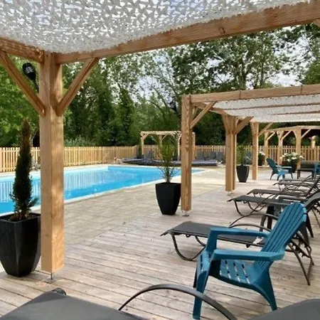 Spacieux 3 Avec Terrasse - Api-1-52-660 *