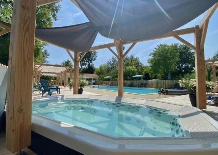 Spacieux 3 Avec Terrasse - Api-1-52-660 *