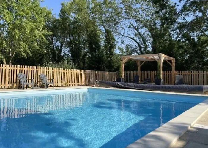 Spacieux 3 Avec Terrasse - Api-1-52-660 * Coulon