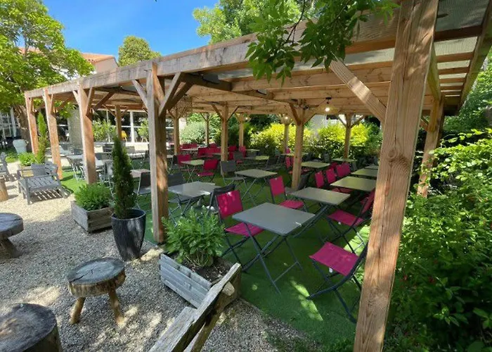 Spacieux 3 Avec Terrasse - Api-1-52-660 *