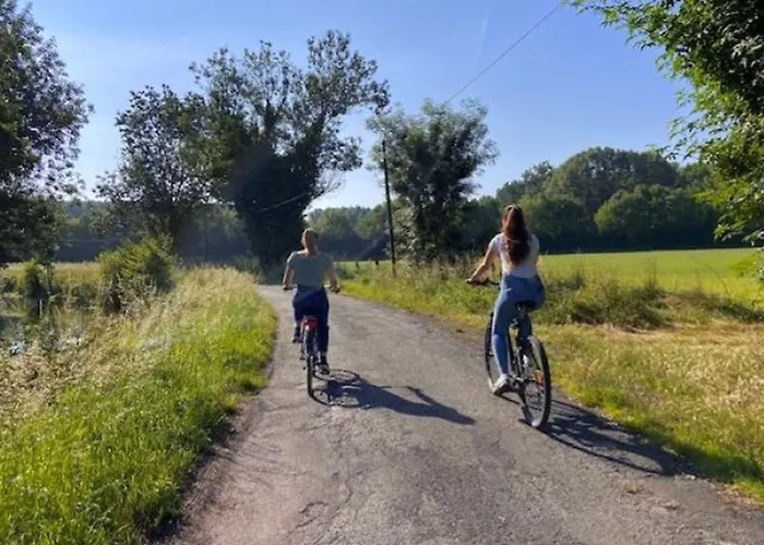 Camping Spacieux 3 Avec Terrasse - Api-1-52-660 *